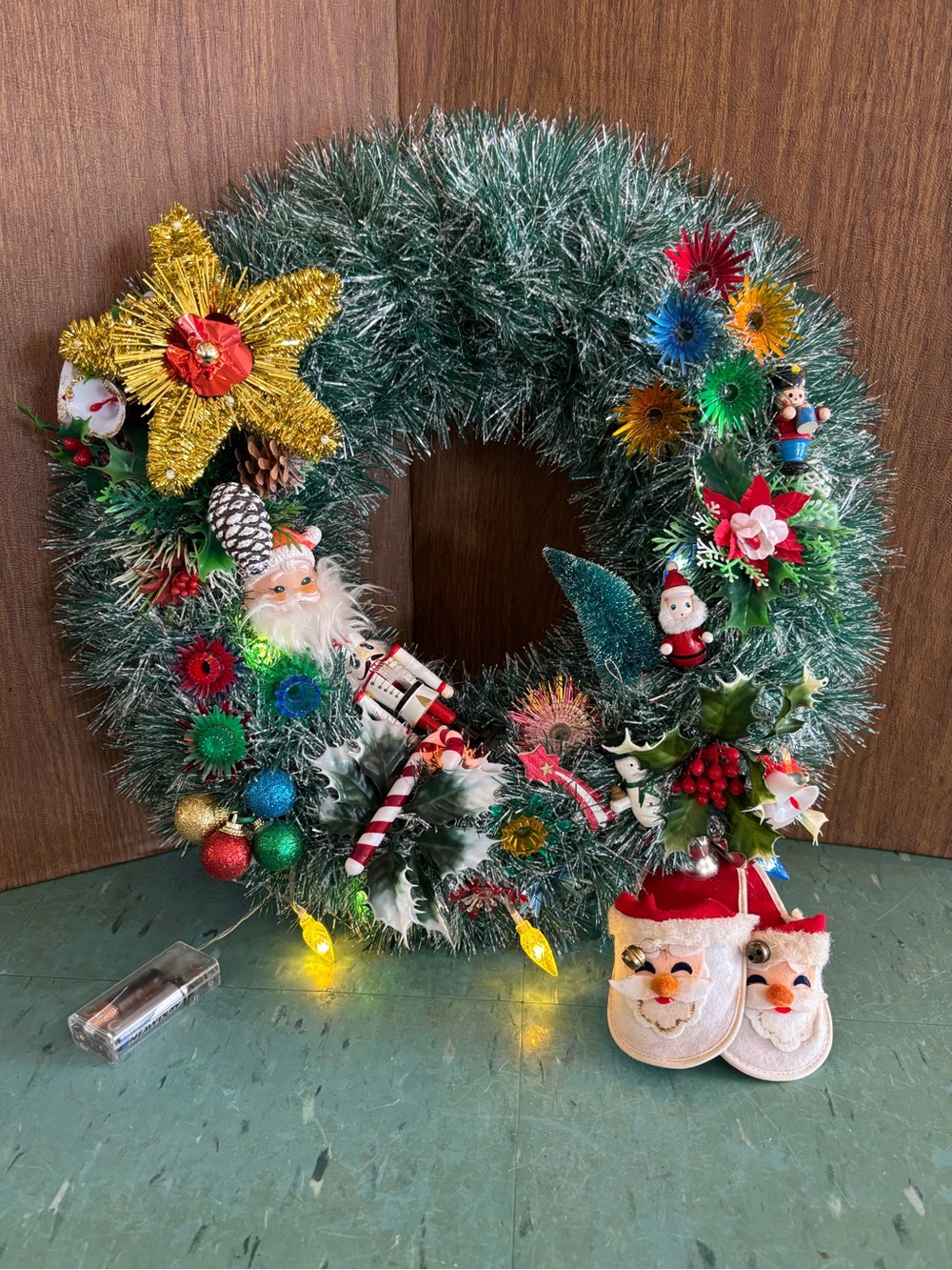 Vintage Christmas wreath kitschy quirky light up